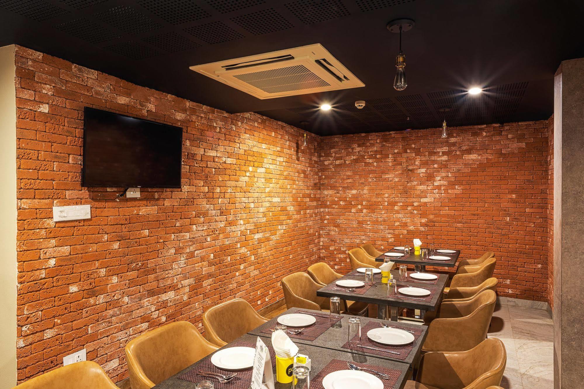 Treebo Fourth Avenue Hotel Chennai Eksteriør billede