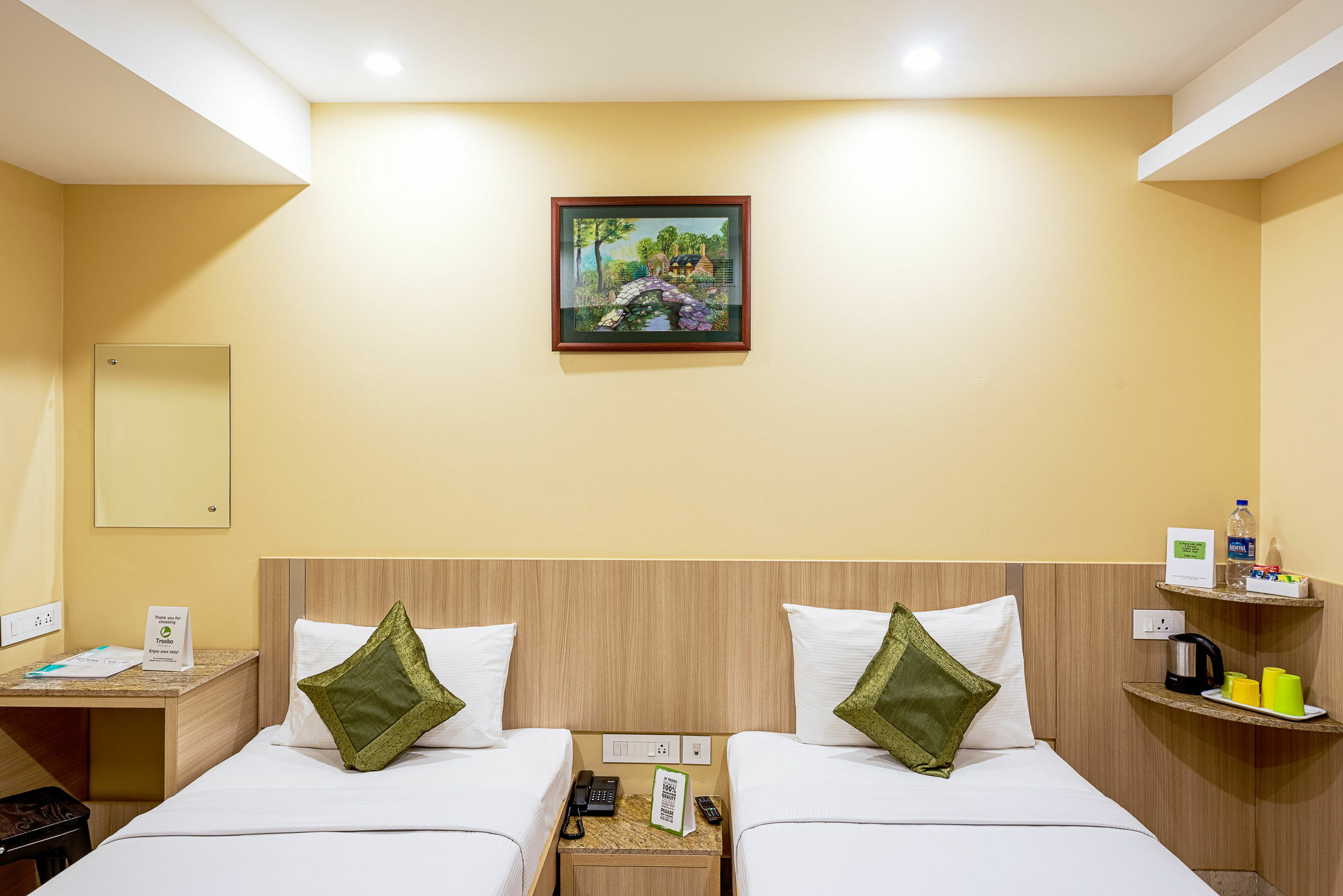 Treebo Fourth Avenue Hotel Chennai Eksteriør billede