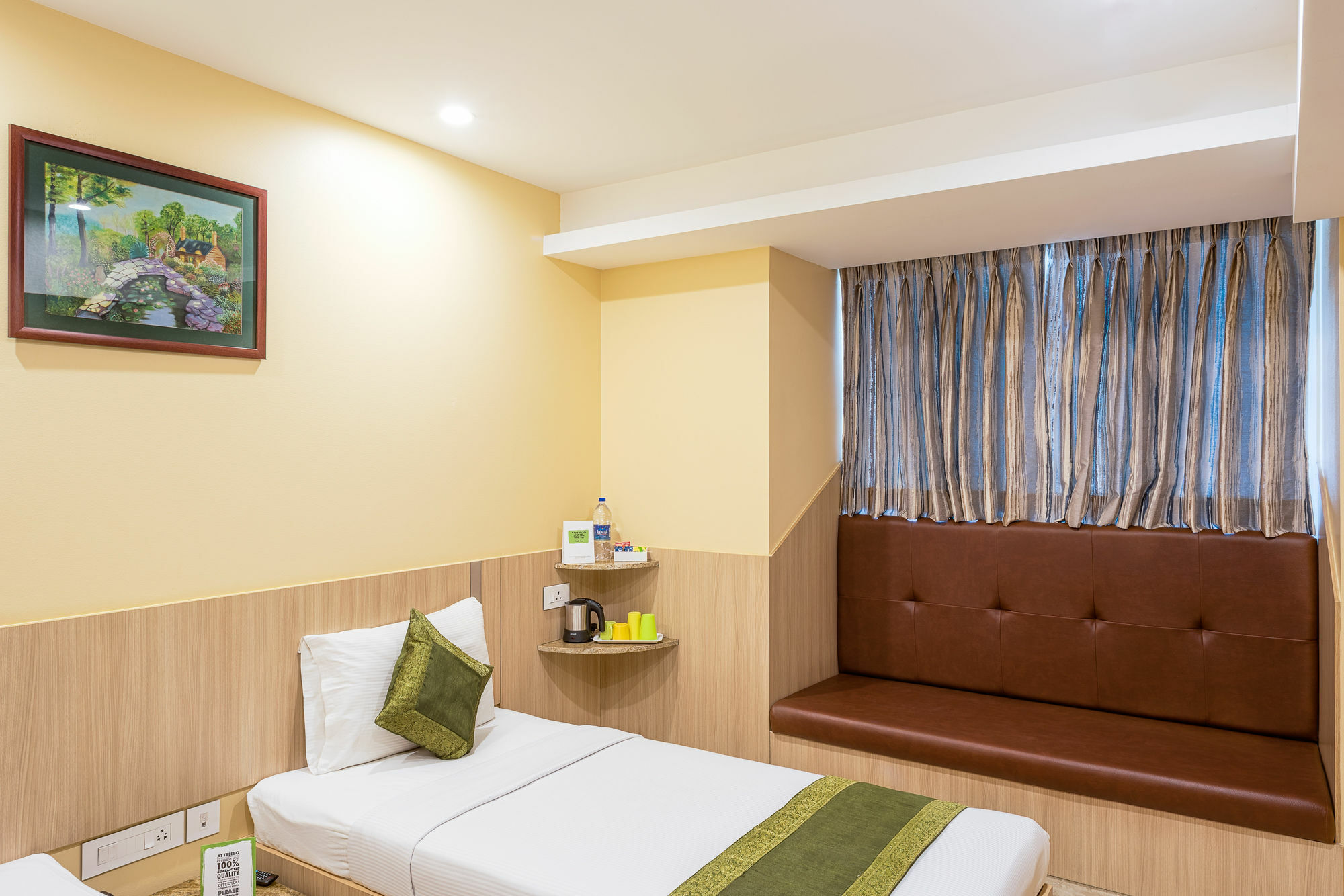 Treebo Fourth Avenue Hotel Chennai Eksteriør billede