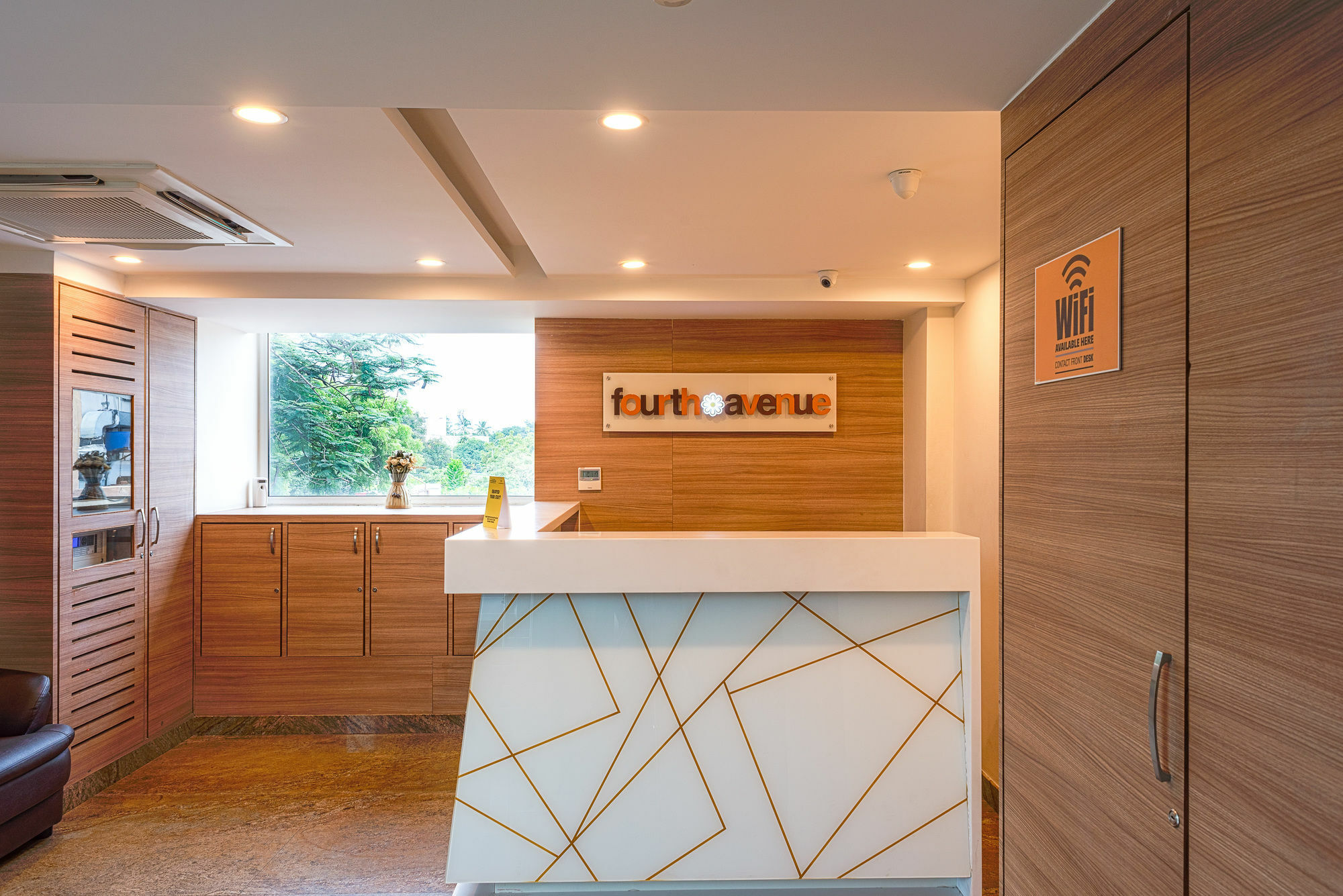 Treebo Fourth Avenue Hotel Chennai Eksteriør billede